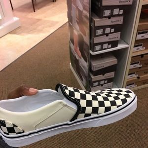 Meet your Posher, Izzy